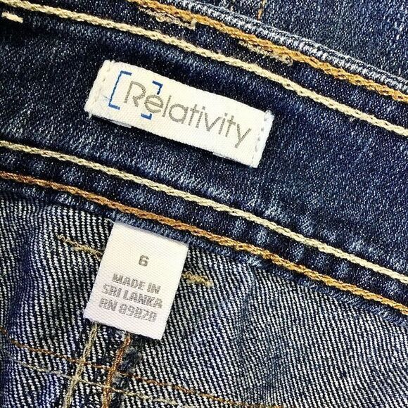 Vintage Relativity Womens Size 6 Denim Jean Mini Skirt Blue Medium Wash Pockets - Picture 3 of 9